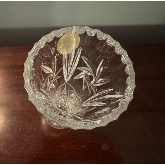 Lenox Crystal Star Vase 6 Inch Made in USA With Box & COA Holiday Christmas - Picture 4 of 9